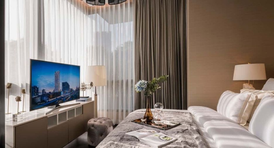 For sale 2 bed condo in Khlong Toei, Bangkok