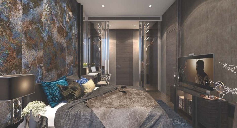 For sale 2 bed condo in Khlong Toei, Bangkok