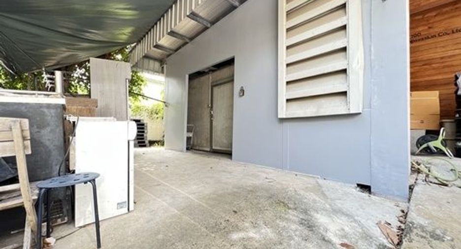 For sale 4 bed office in Saphan Sung, Bangkok