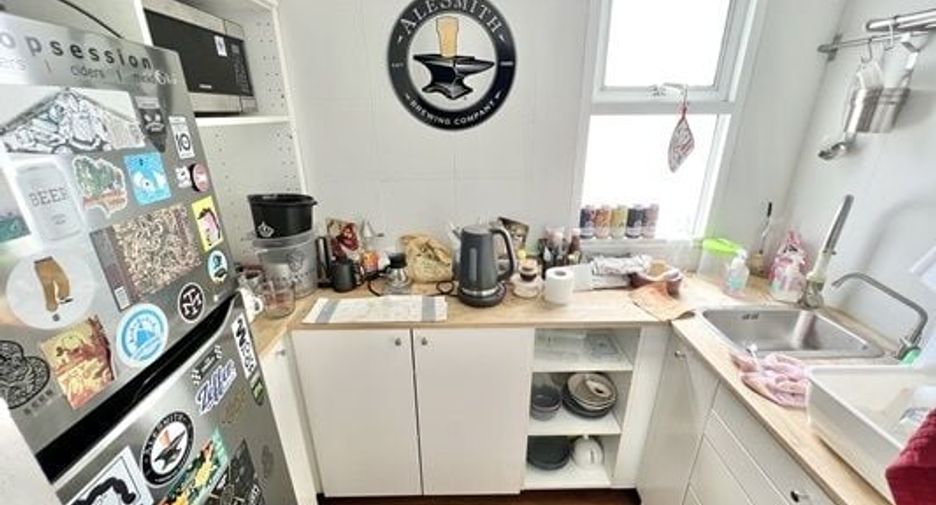 For sale 4 bed office in Saphan Sung, Bangkok
