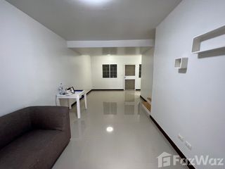 For sale 3 Beds townhouse in Sam Phran, Nakhon Pathom