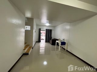 For sale 3 Beds townhouse in Sam Phran, Nakhon Pathom