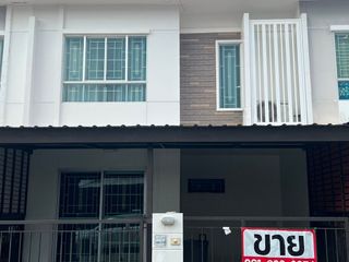 For sale 3 Beds townhouse in Sam Phran, Nakhon Pathom