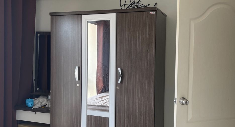 For sale 3 bed townhouse in Hua Hin, Prachuap Khiri Khan