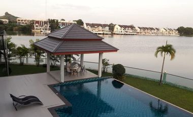 For rent 6 Beds house in Mueang Phuket, Phuket