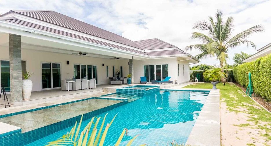 For sale 3 bed villa in Cha Am, Phetchaburi