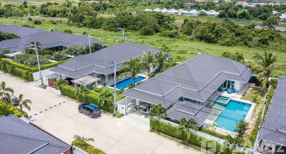 For sale 3 Beds villa in Cha Am, Phetchaburi