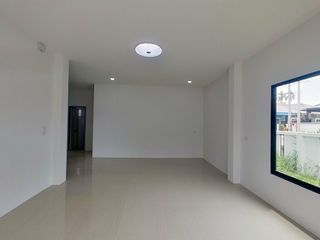 For sale 4 bed house in Mueang Chiang Mai, Chiang Mai