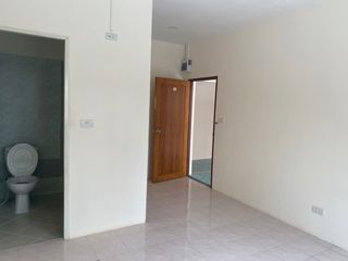 For sale 10 Beds house in Khlong Toei, Bangkok