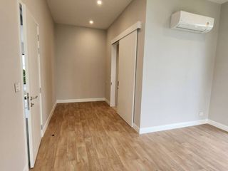 For sale 4 Beds house in Bang Kapi, Bangkok