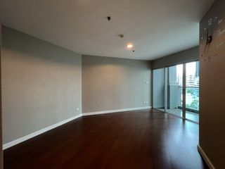 For sale 3 bed condo in Huai Khwang, Bangkok