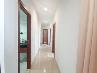 For sale 3 bed condo in Yan Nawa, Bangkok
