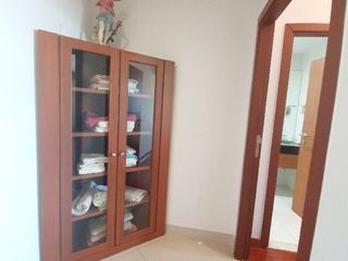 For sale 3 bed condo in Yan Nawa, Bangkok