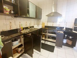 For sale 3 bed condo in Yan Nawa, Bangkok