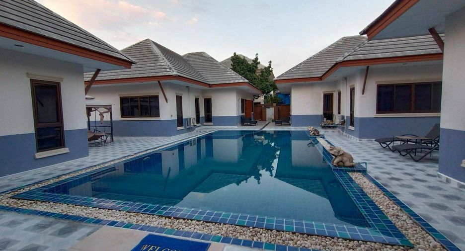 For sale 8 Beds villa in Huay Yai, Pattaya