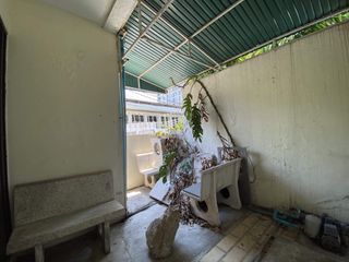 For sale 4 bed townhouse in Khlong Toei, Bangkok