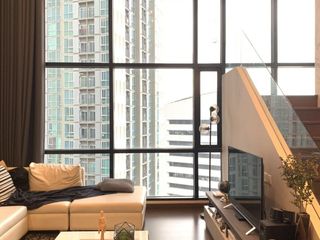 For sale 3 Beds condo in Huai Khwang, Bangkok