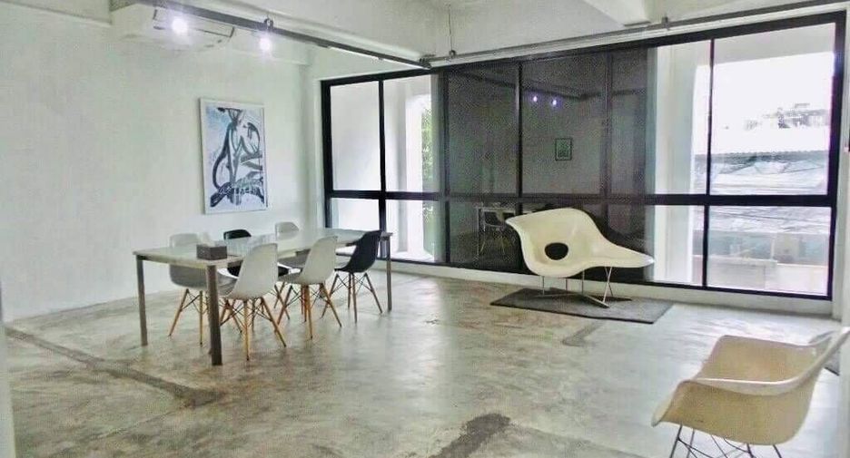 For sale office in Huai Khwang, Bangkok