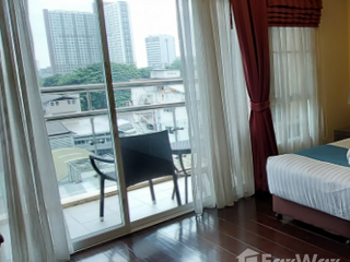 For rent 1 bed apartment in Khlong Toei, Bangkok
