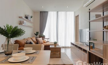 For sale 2 bed condo in Khlong Toei, Bangkok