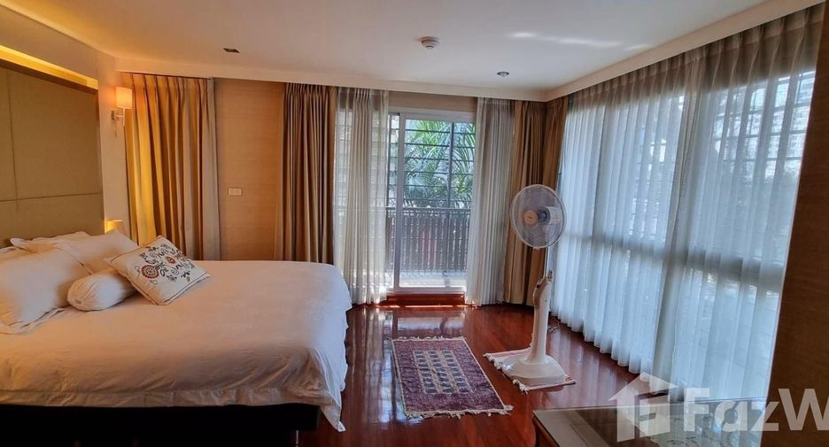 For sale 3 bed condo in Phaya Thai, Bangkok