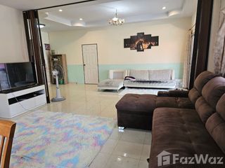 For sale 5 bed house in Sattahip, Chonburi