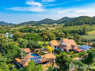 For sale 5 bed villa in Pran Buri, Prachuap Khiri Khan