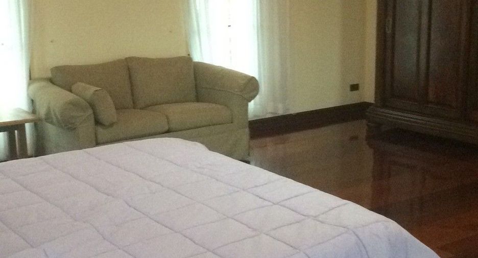 For rent 5 Beds villa in Pran Buri, Prachuap Khiri Khan