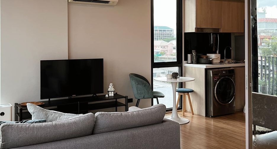 For rent 1 bed condo in Phaya Thai, Bangkok