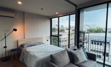 For rent 1 bed condo in Phaya Thai, Bangkok