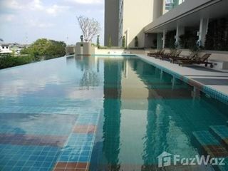 For sale 1 Beds condo in Wang Thonglang, Bangkok