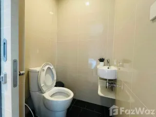 For sale studio condo in Khlong Toei, Bangkok