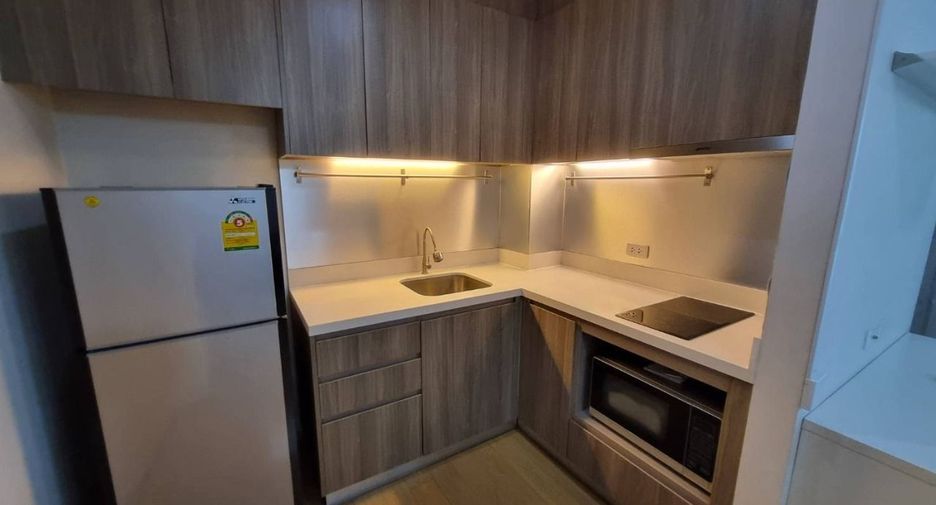 For sale 1 bed condo in Phaya Thai, Bangkok