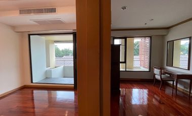 For sale 2 bed condo in Khlong San, Bangkok