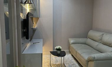 For sale 2 bed condo in Phaya Thai, Bangkok