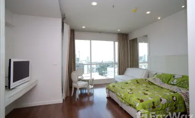For sale studio condo in Pathum Wan, Bangkok