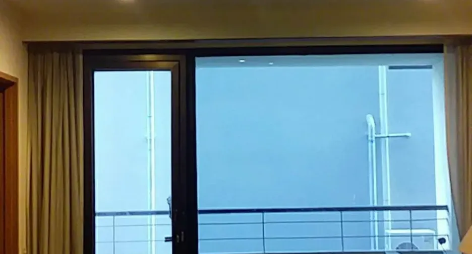 For sale 2 bed condo in Khlong San, Bangkok