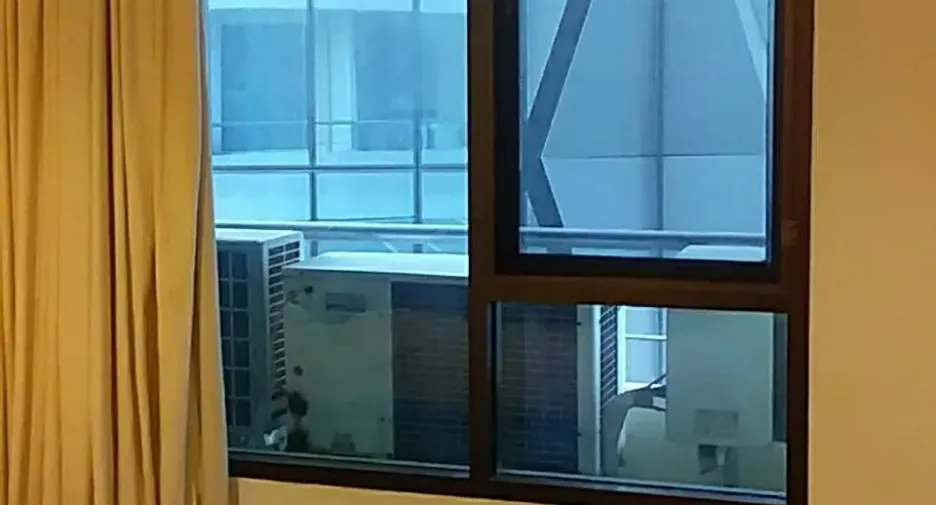For sale 2 bed condo in Khlong San, Bangkok