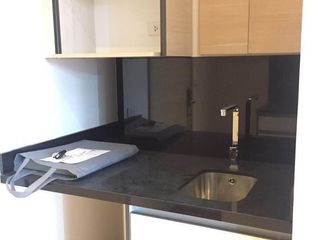 For sale studio condo in Khlong Toei, Bangkok