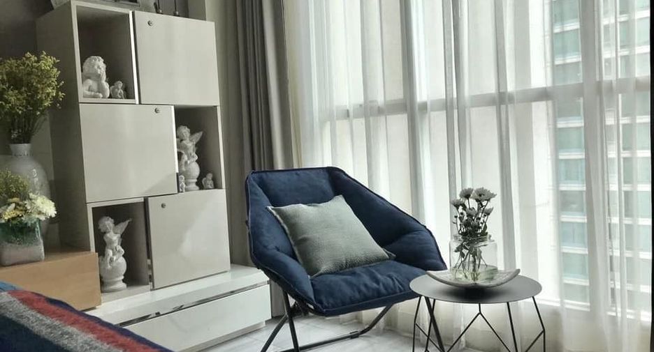 For sale studio condo in Pathum Wan, Bangkok