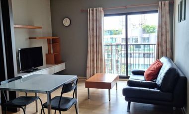 For sale 1 bed condo in Khlong Toei, Bangkok