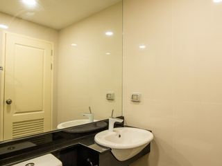 For sale スタジオ condo in Bang Phlat, Bangkok