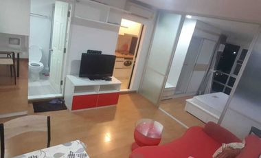 For rent 1 bed condo in Huai Khwang, Bangkok