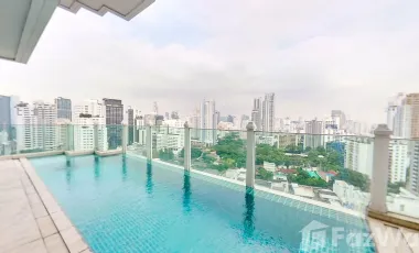 For rent 3 bed condo in Watthana, Bangkok