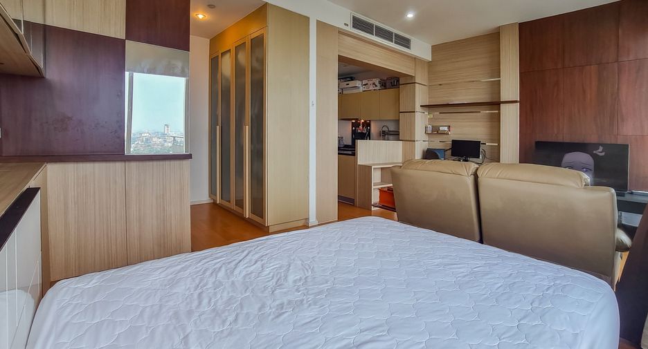 For sale スタジオ condo in Chatuchak, Bangkok