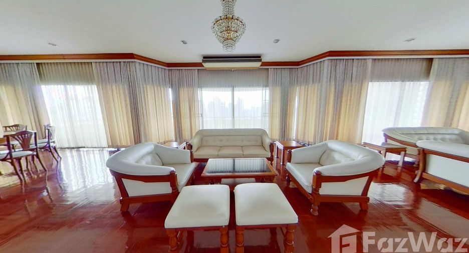 For rent 3 Beds condo in Khlong Toei, Bangkok