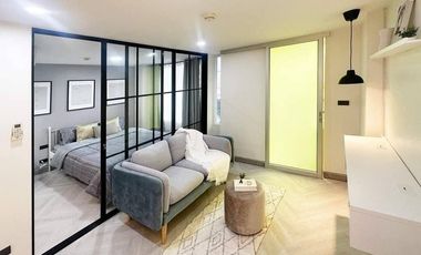 For sale 1 bed condo in Huai Khwang, Bangkok