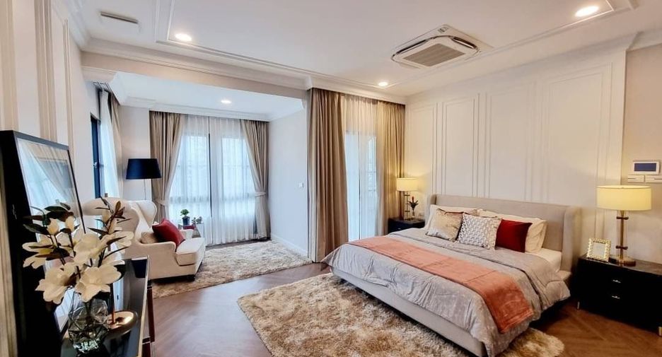 For rent 5 Beds villa in Saphan Sung, Bangkok