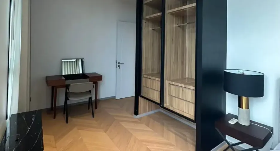For sale 4 ベッドルーム condo in Watthana, Bangkok