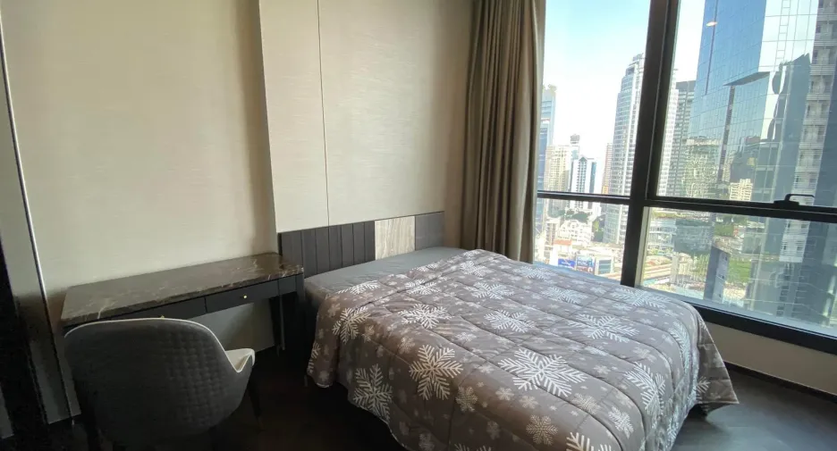 For rent 2 bed condo in Khlong Toei, Bangkok
